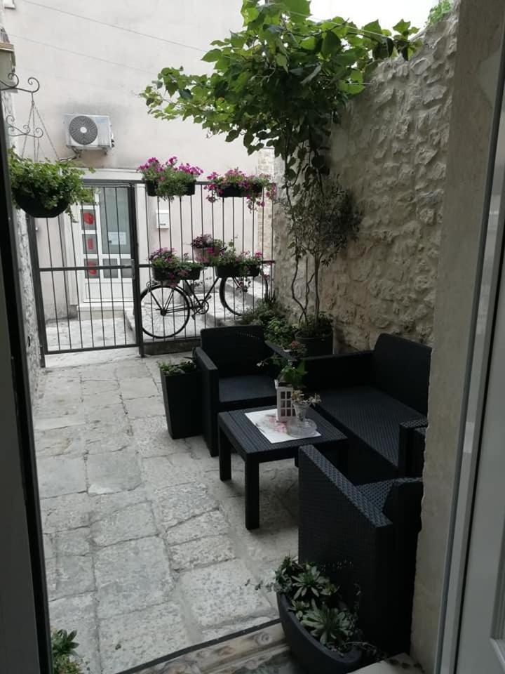 Apartman Teta Jadre Макарска Екстериор снимка