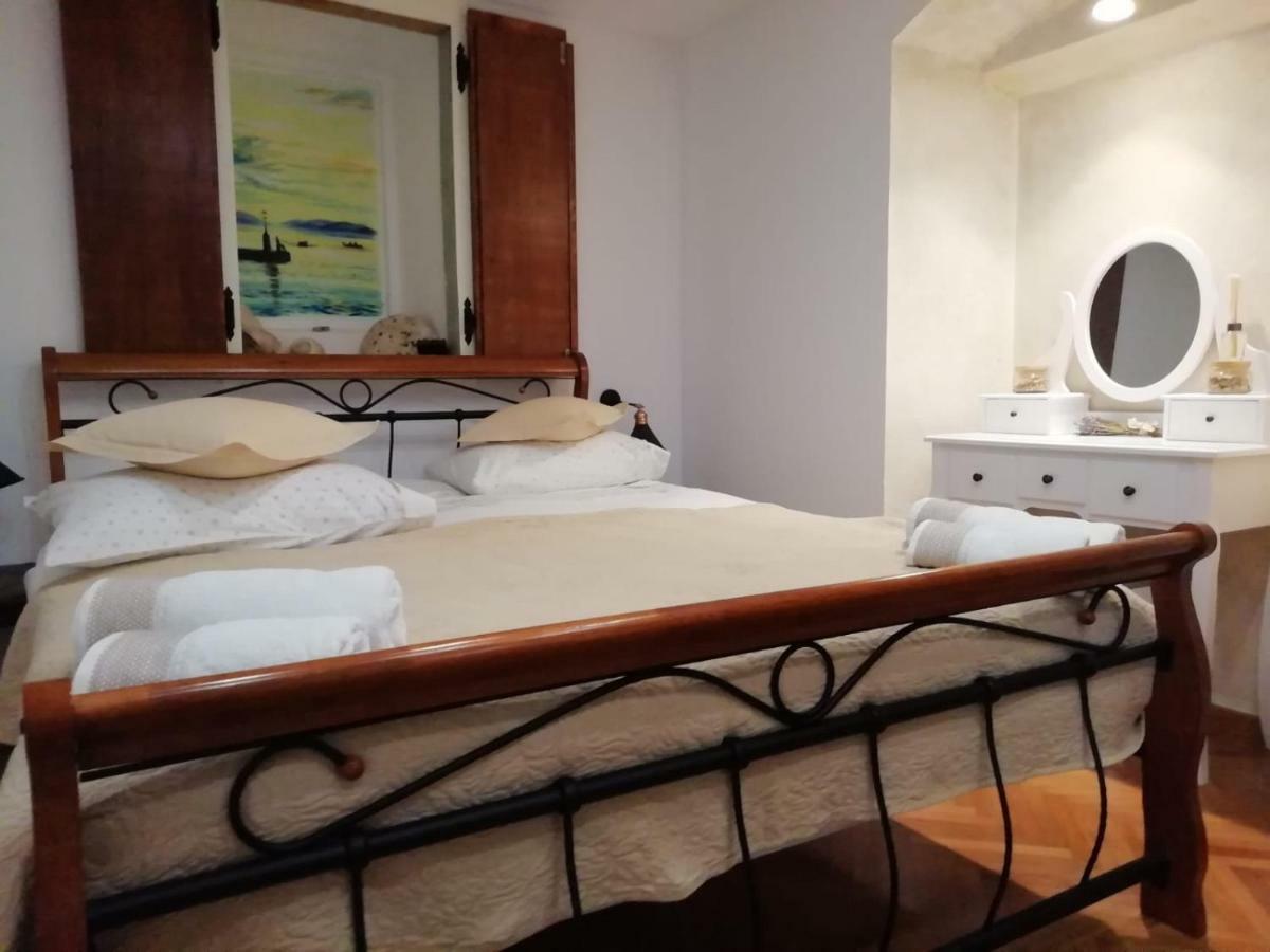 Apartman Teta Jadre Макарска Екстериор снимка